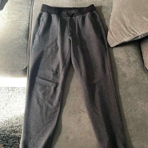 Men's Lululemon at ease joggers. Size medium